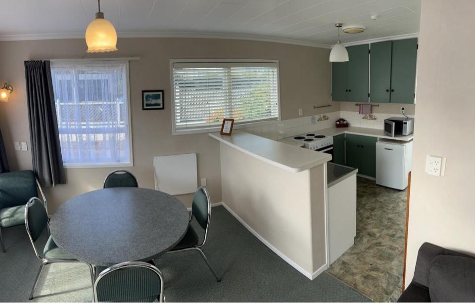 Amber Court Motel New Plymouth Esterno foto