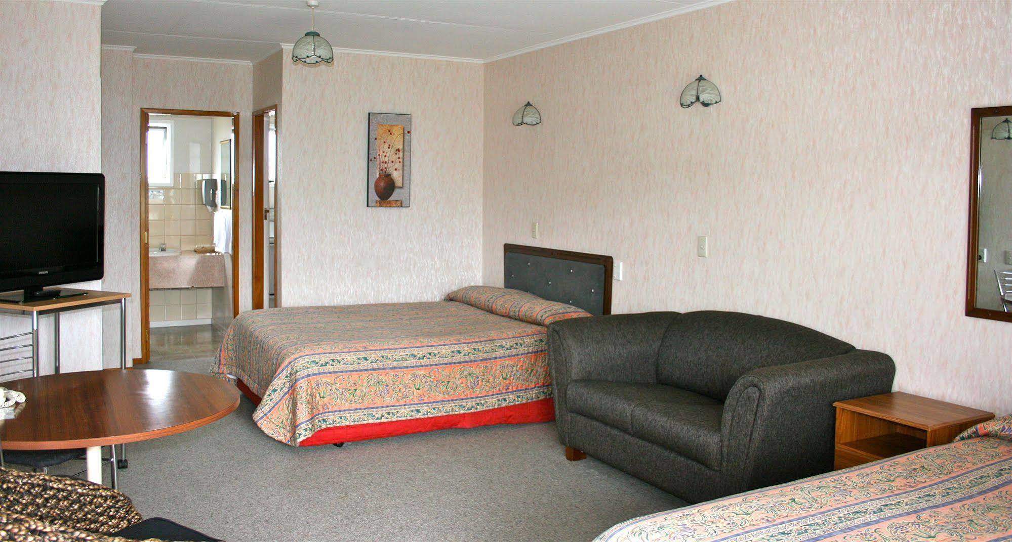 Amber Court Motel New Plymouth Esterno foto