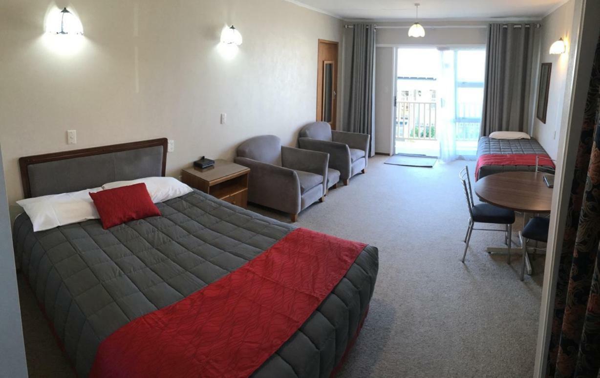 Amber Court Motel New Plymouth Esterno foto